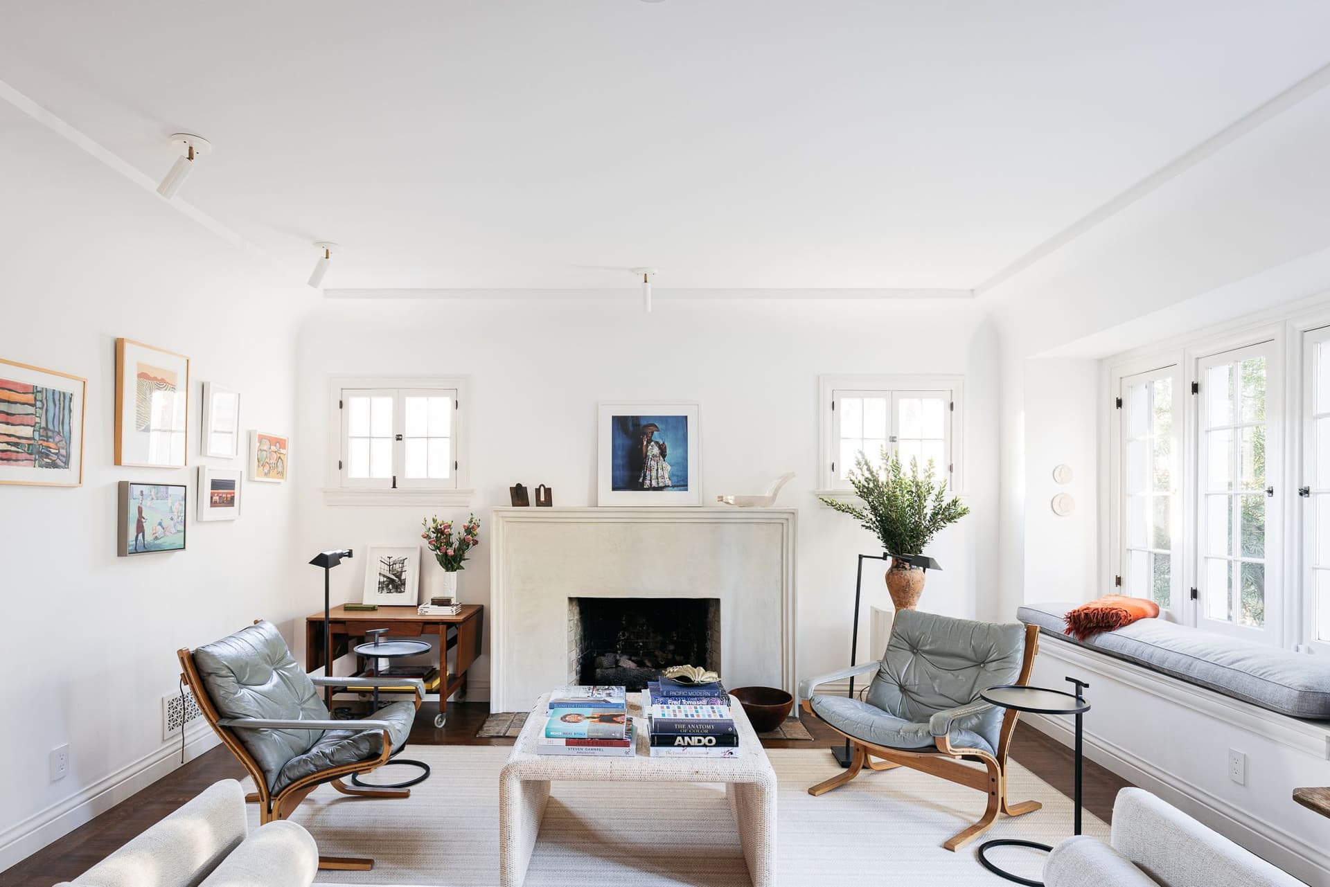 The Best Paint Colors to Boost Your Home’s Value image