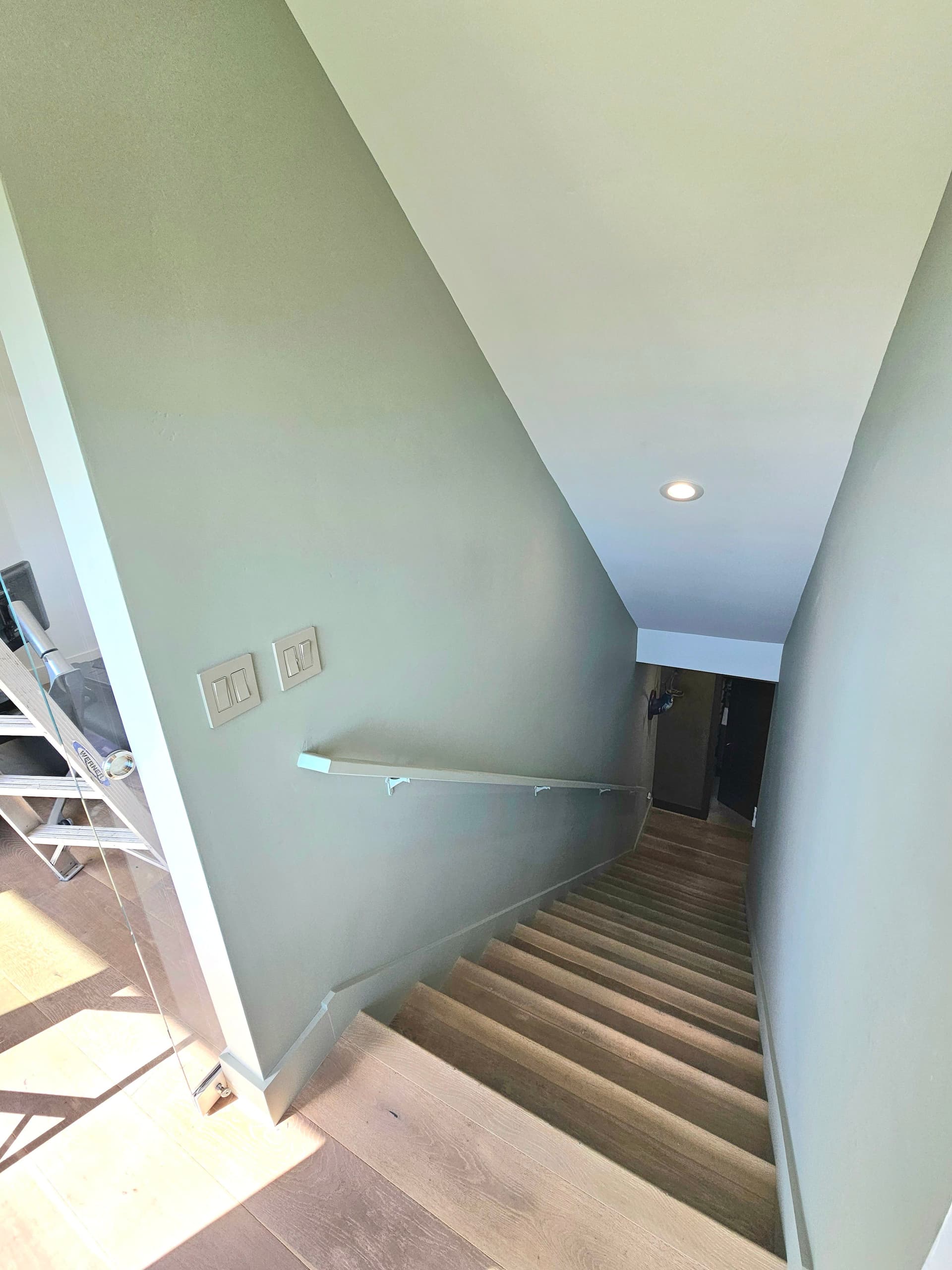 Gallery photos for Clean Lines and Crisp Finishes at a La Jolla Home: Image #1