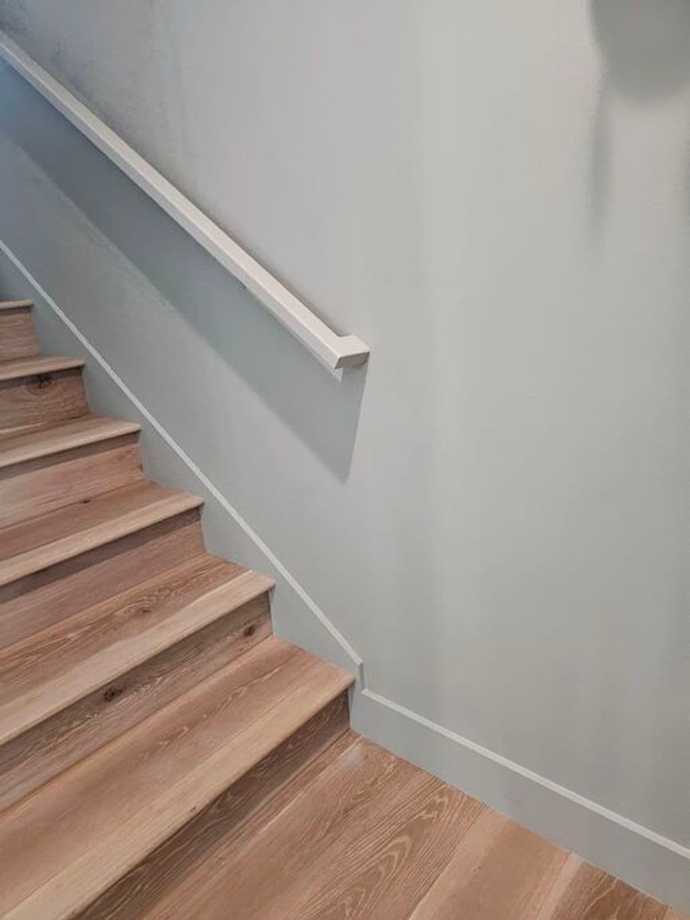 baseboard painting image