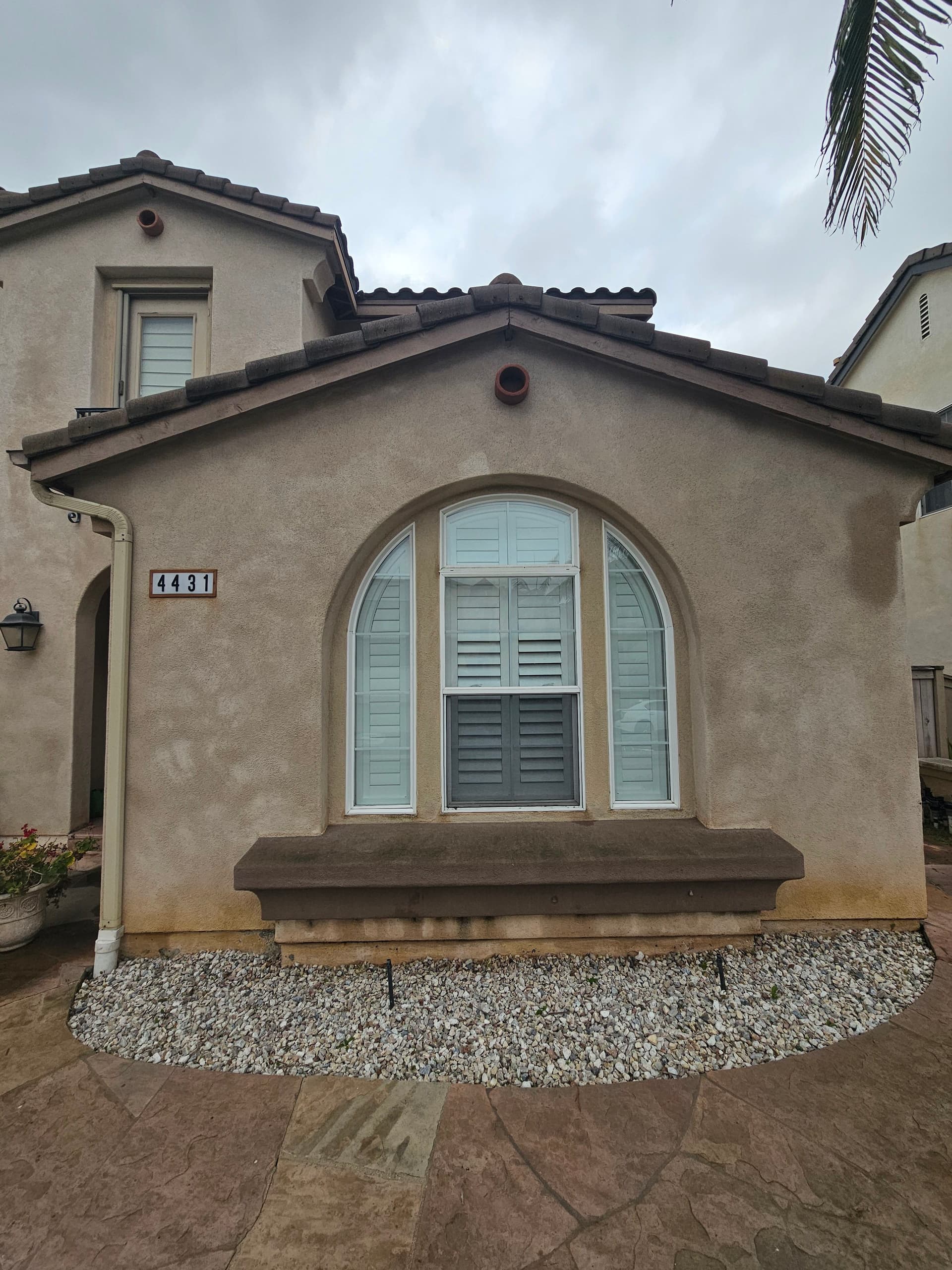 Gallery photos for Carmel Valley Stucco Home Gets a Bold Modern Exterior Repaint: Image #7